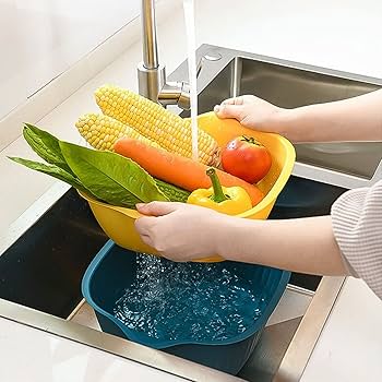 Refrigerator Strainer Double Drainer Basket with Lid – Multi-Purpose Storage Box for Fruits & Vegetables